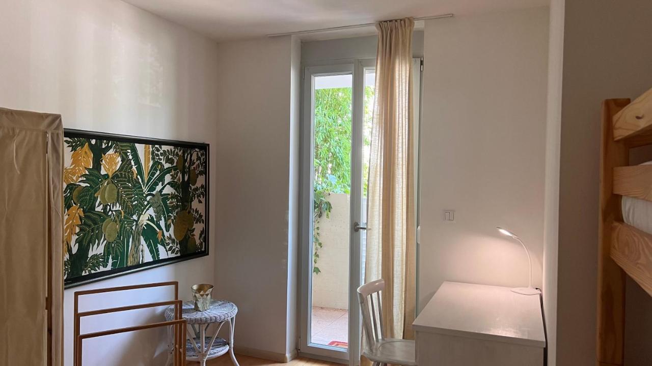 Garden Apartment *